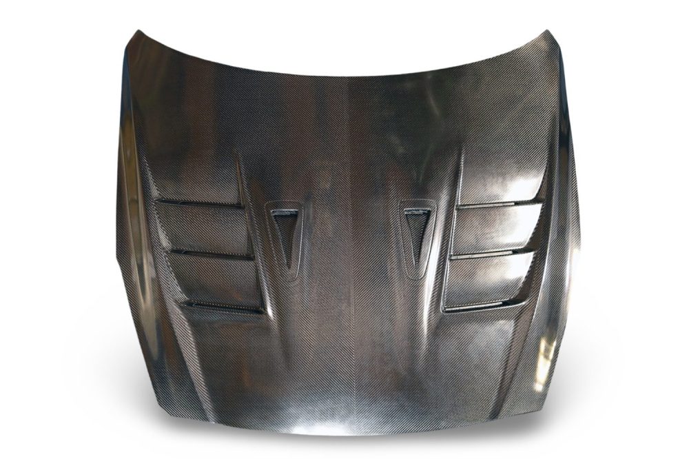 20220712-r35-dry-carbon-bonnet-1