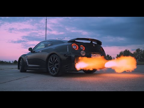 R35 GT-R AMS Performance package x ARMYTRIX Turbo-back straight piped Valvetronic Exhaust flames on