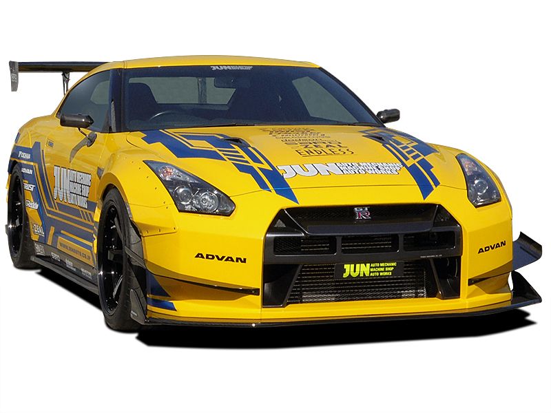 JUN_overfender_r35_front_8007M-N004