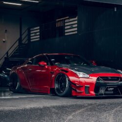 Liberty Walk LB-WORKS Type-II Widebody Kit for R35 Nissan GT-R