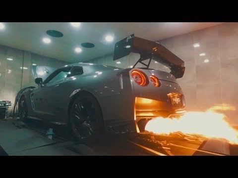 INSANE 6FT FLAMES! 2017 NISSAN GT-R ARMYTRIX EXHAUST X DS PERFORMANCE