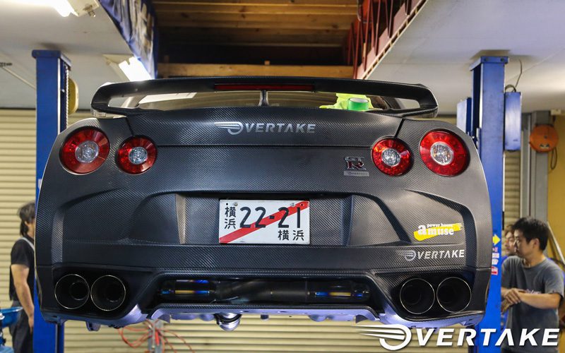 overtake-dry-carbon-rear-bumper-overtaker359-1.347