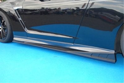 Phoenix’s Power Side Skirts for 2017-19 Nissan GT-R [R35]