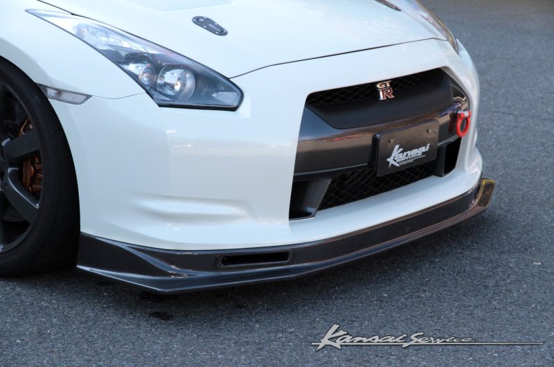 Type-2-Carbon-Front-Lip-and-Brake-Duct