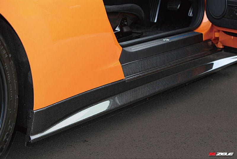 zele-carbon-fiber-side-skirt-set-zelegt-r8-1.347